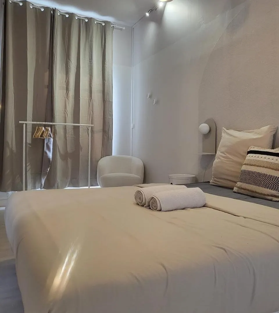 Suite Carry - Check In H24 - Wifi Βιλερμπάν