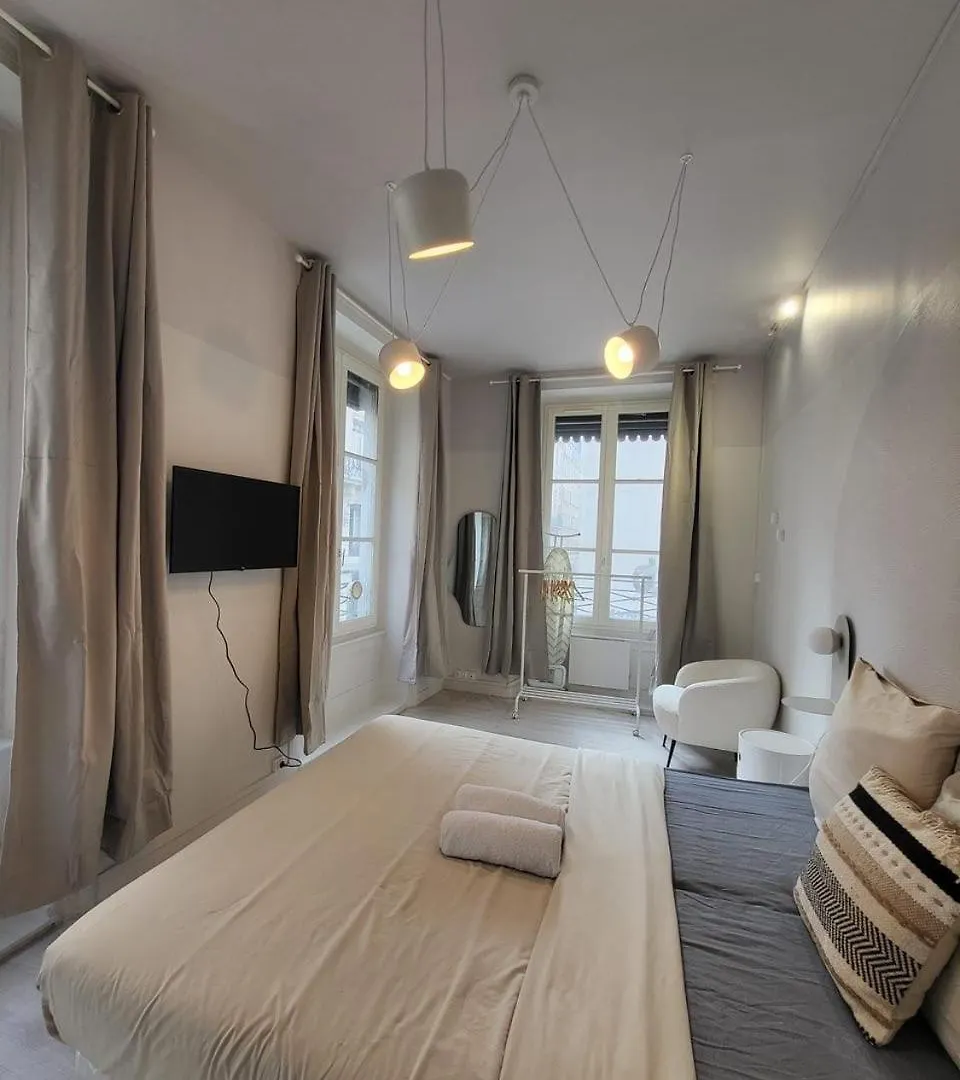 Lägenhet Suite Carry Villeurbanne