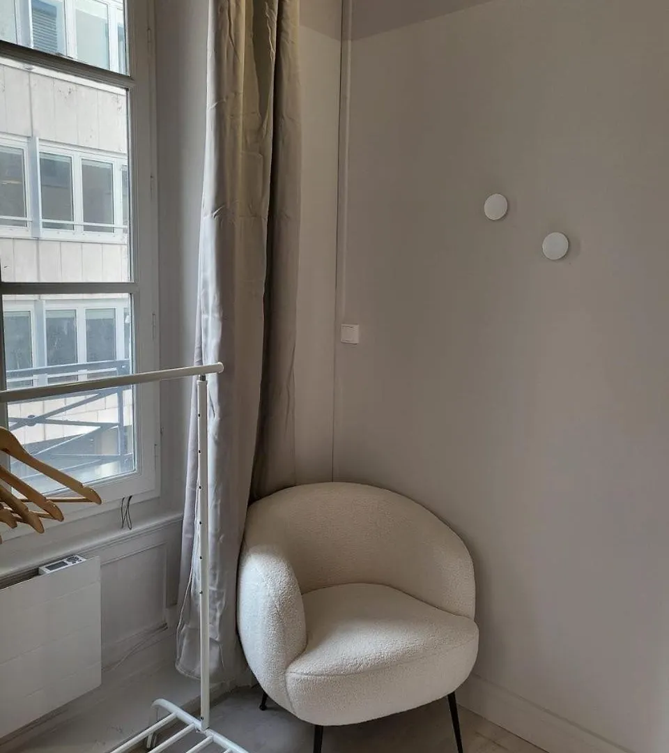 Apartment Suite Carry Villeurbanne France